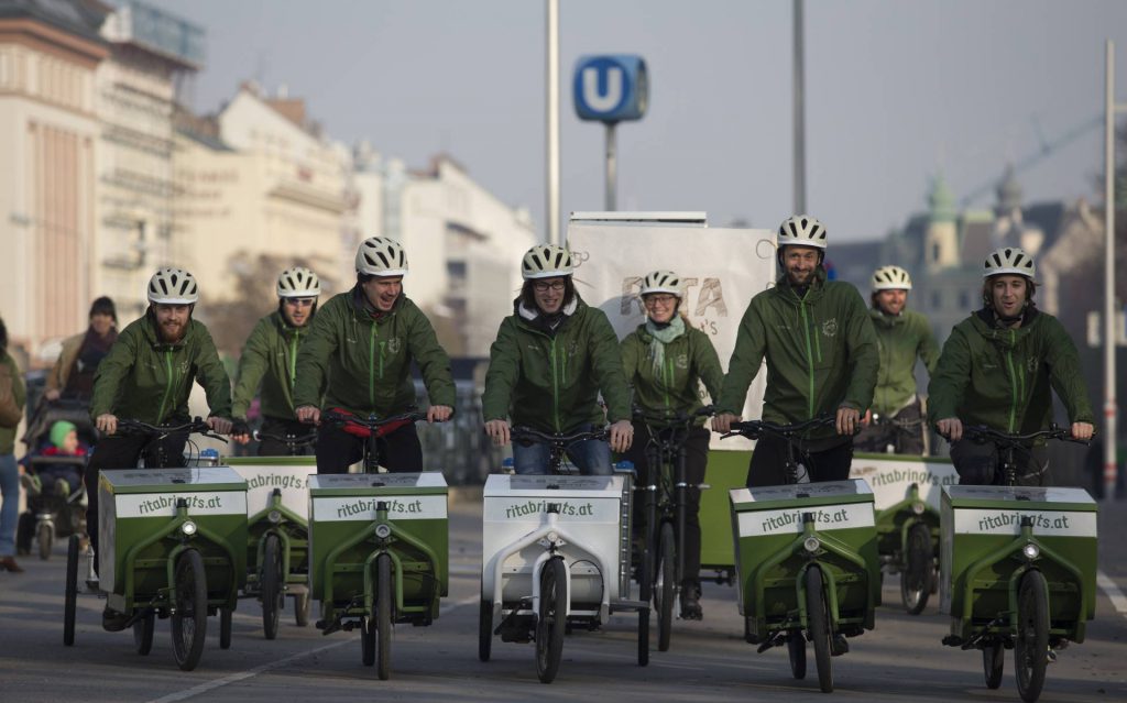 Die Transportfahrradflotte von Rita bringts. Foto: ritabringts.at