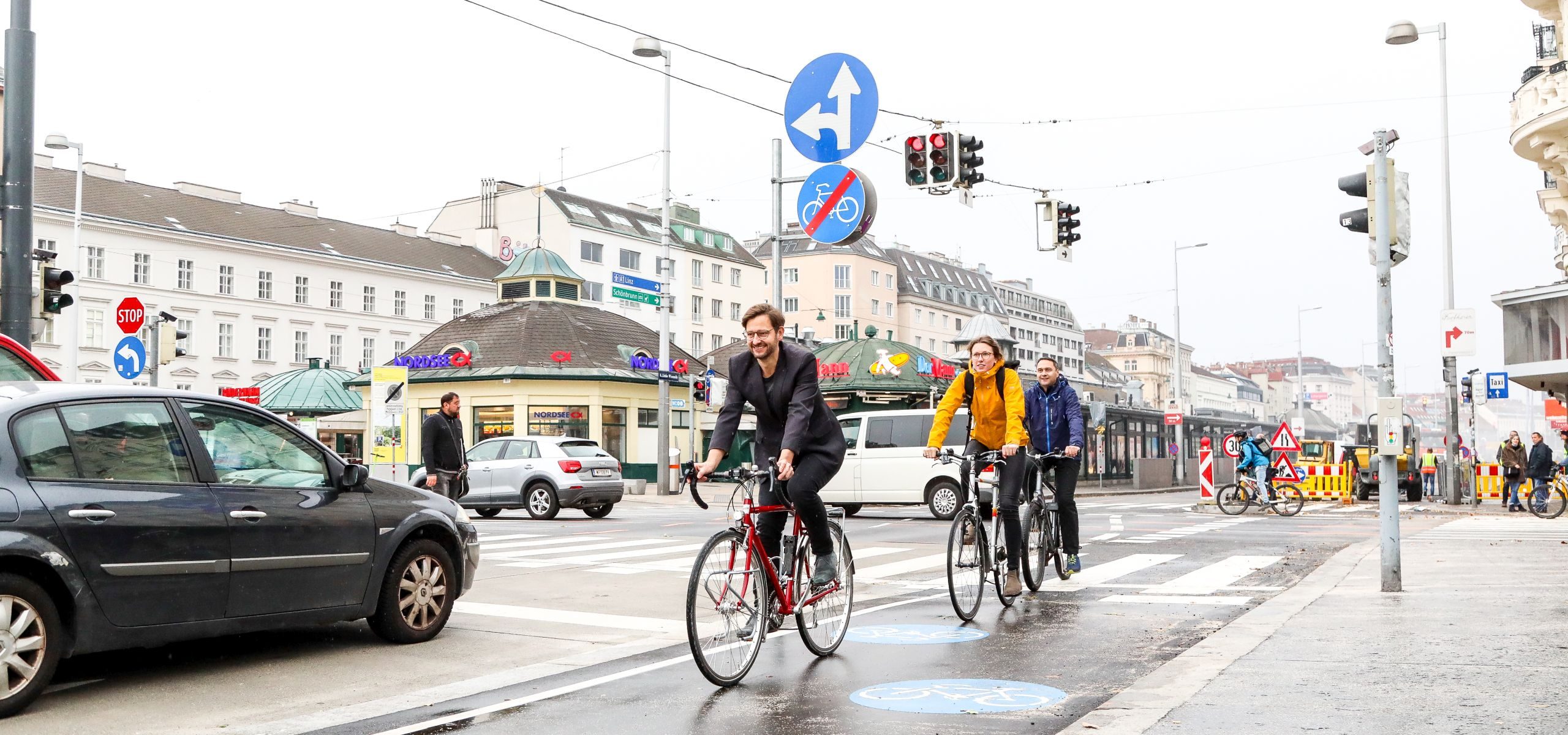 Erster Abschnitt des Radwegs am Naschmarkt ist fertig gestellt.