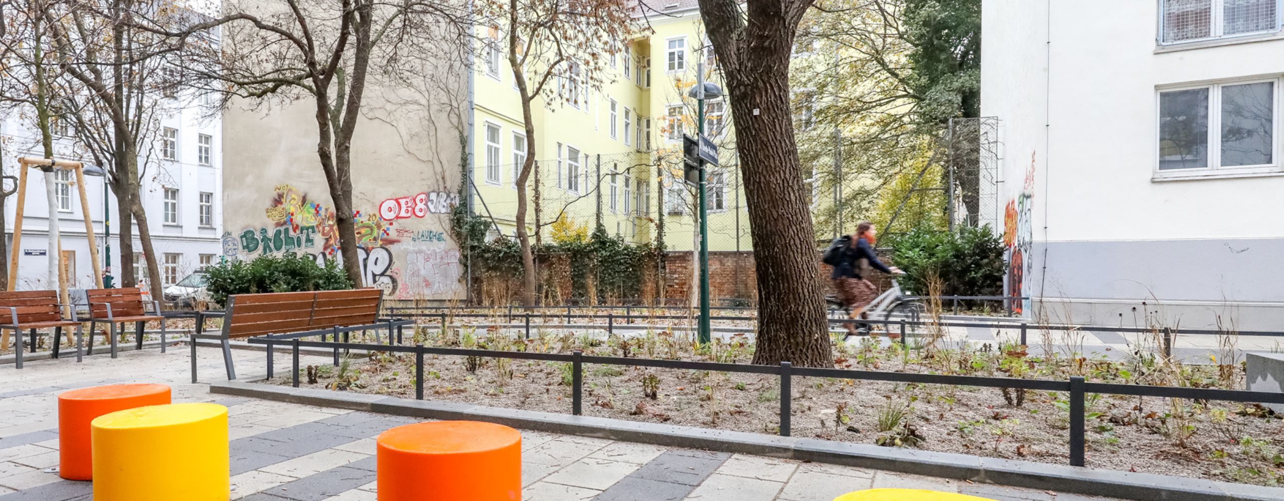 Radfahrerin in der Pfeilgasse