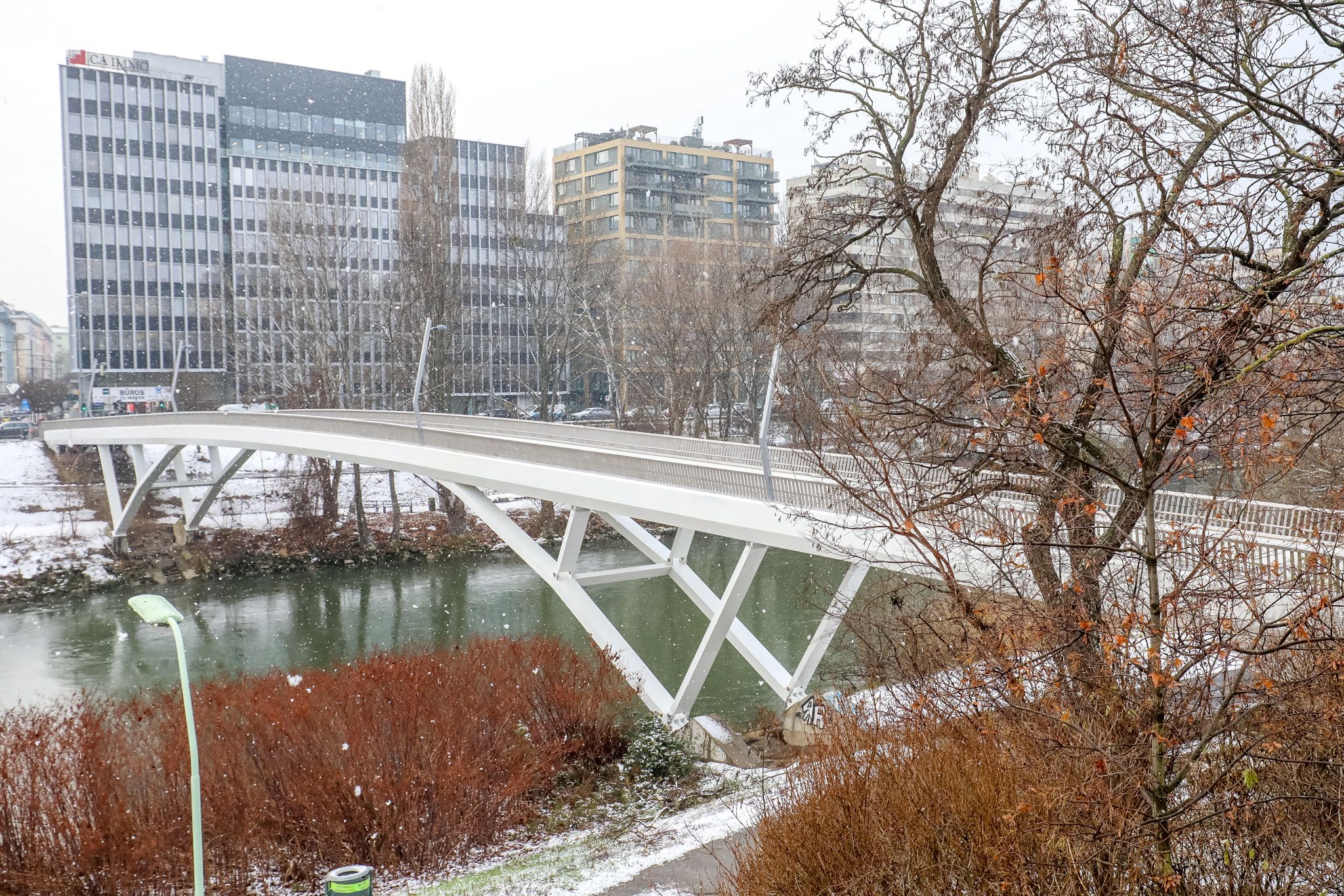 Erdberger Steg in Blickrichtung 3. Bezirk