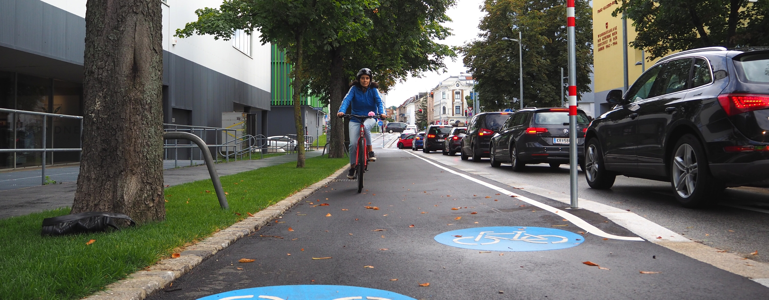 Radfahrerin in der Hochsatzengasse